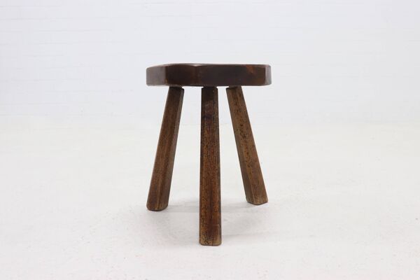 Tabouret artisanal en pin teinté France Années 50