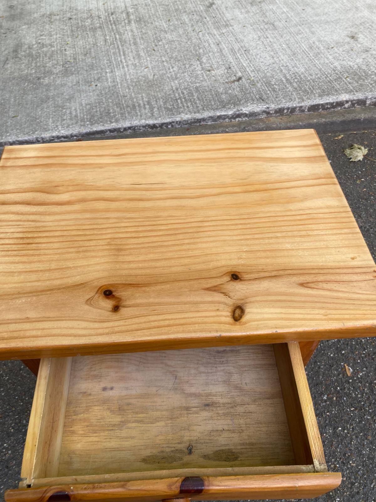 Commode vintage en bois massif des années 80