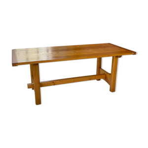 Table mobilier de montagne en pin