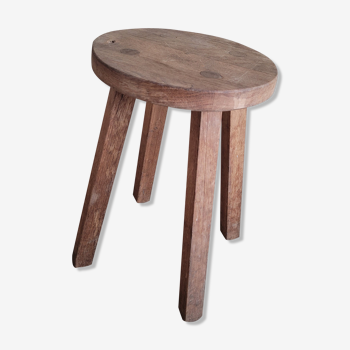 Round workshop stool