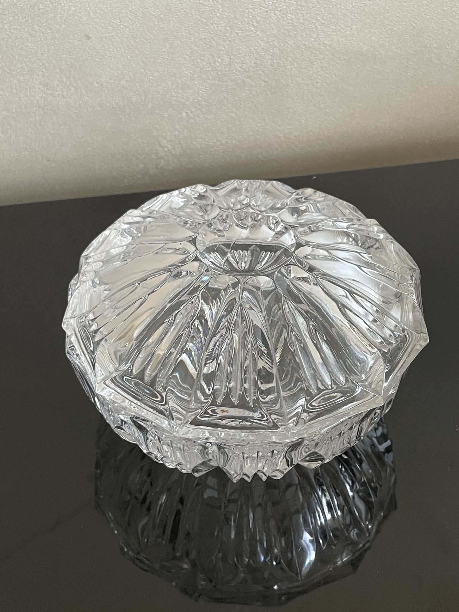 Sucrier bonbonnière coupelle in molded glass