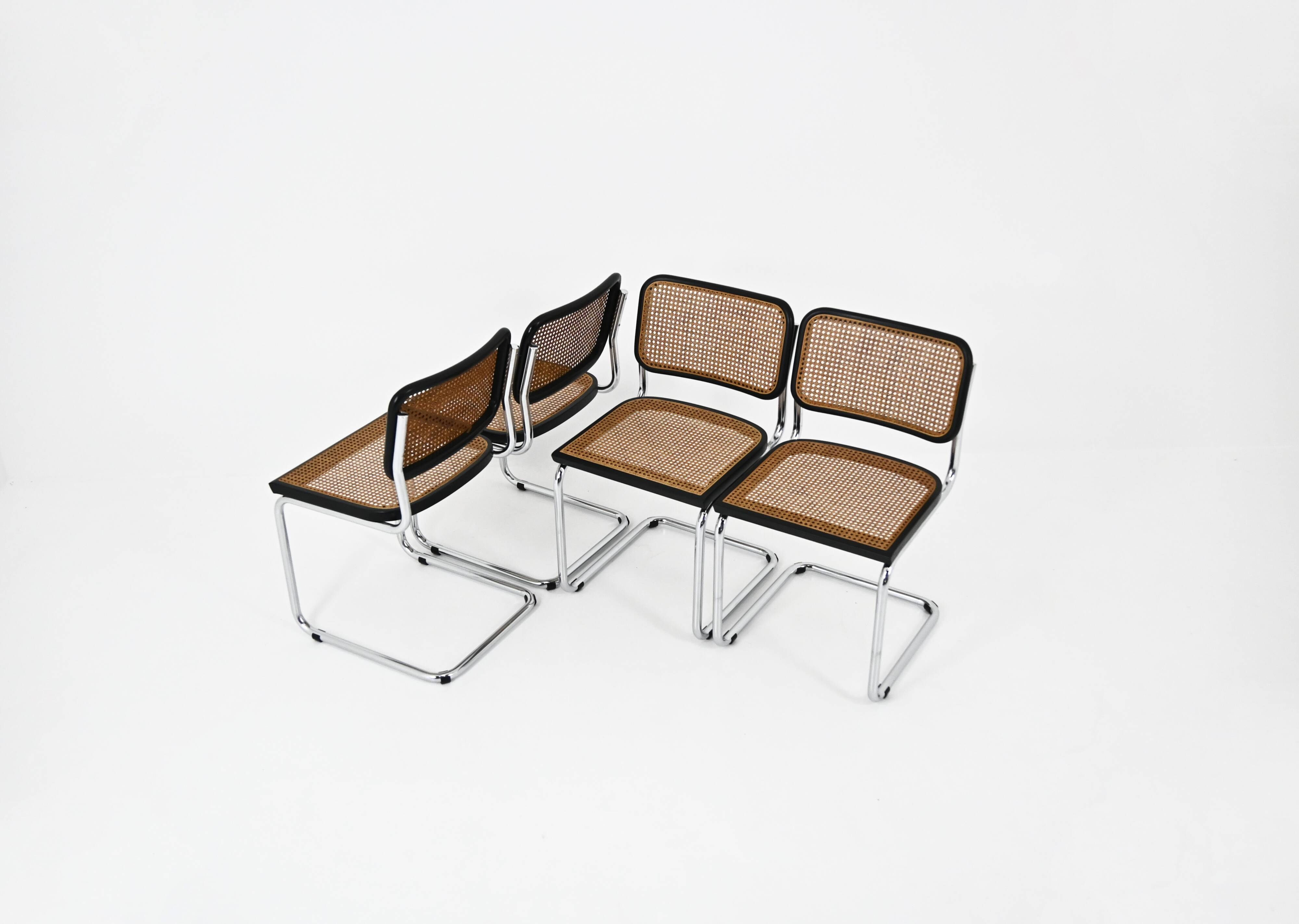 Set of 4 B32 model dining chairs by Marcel Breuer.