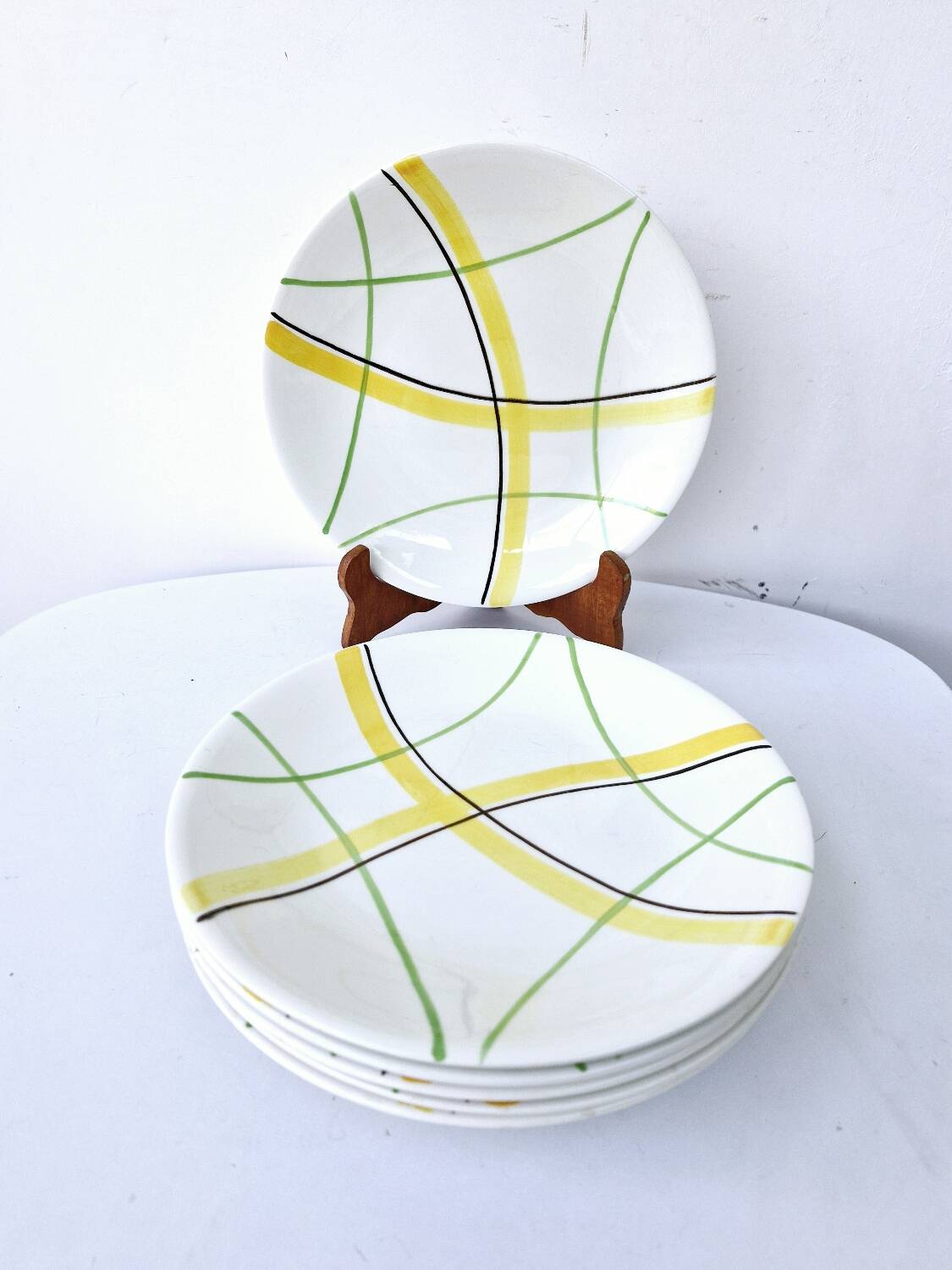 6 Vintage Gien Flat Plates Sarabande Model