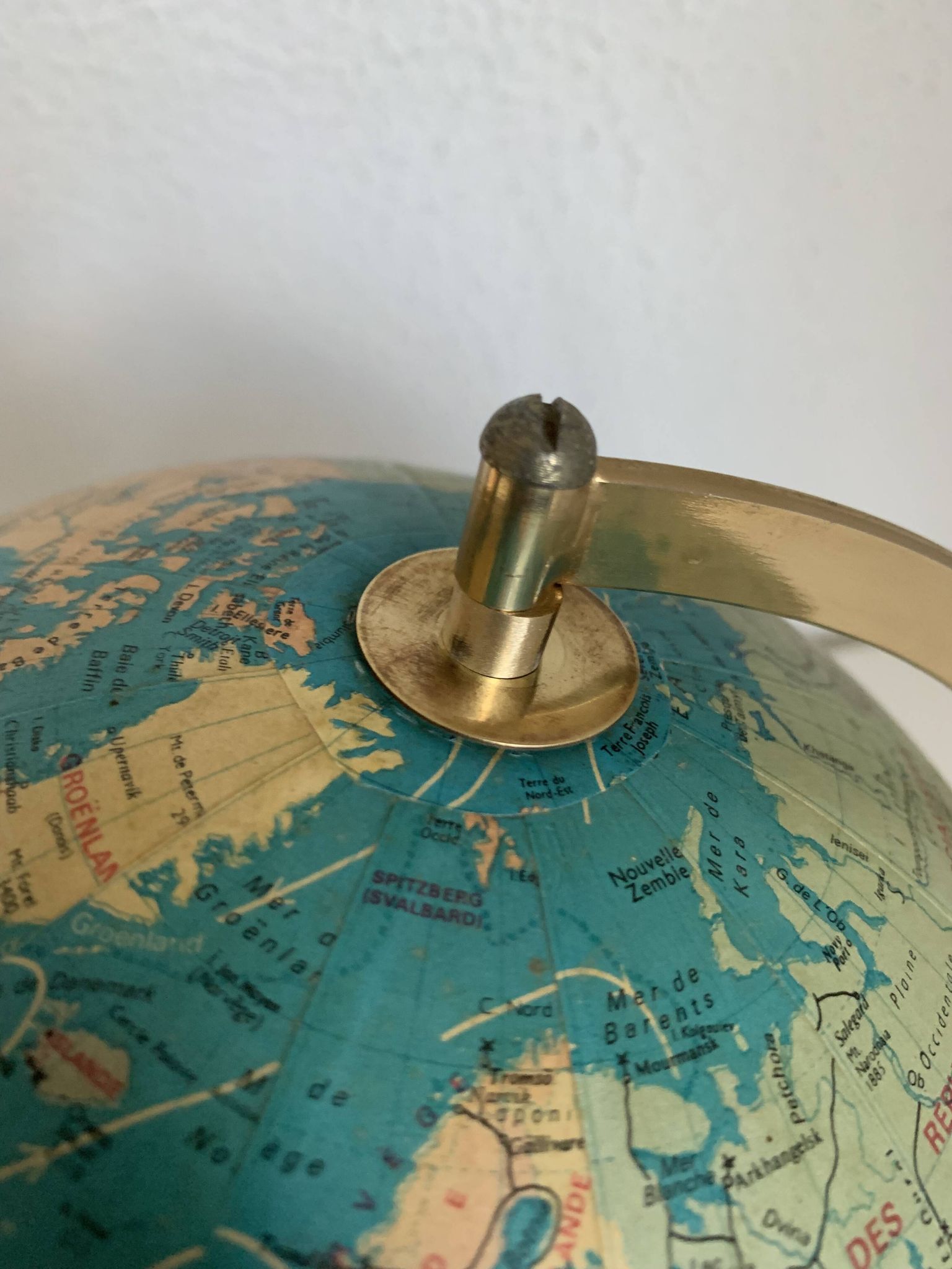 Globe terrestre tripode doré Taride Paris France vintage 1976 - 27 cm