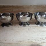 Set of 3 steel cups
