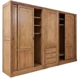 Dressing en bois massif sablé, grande armoire