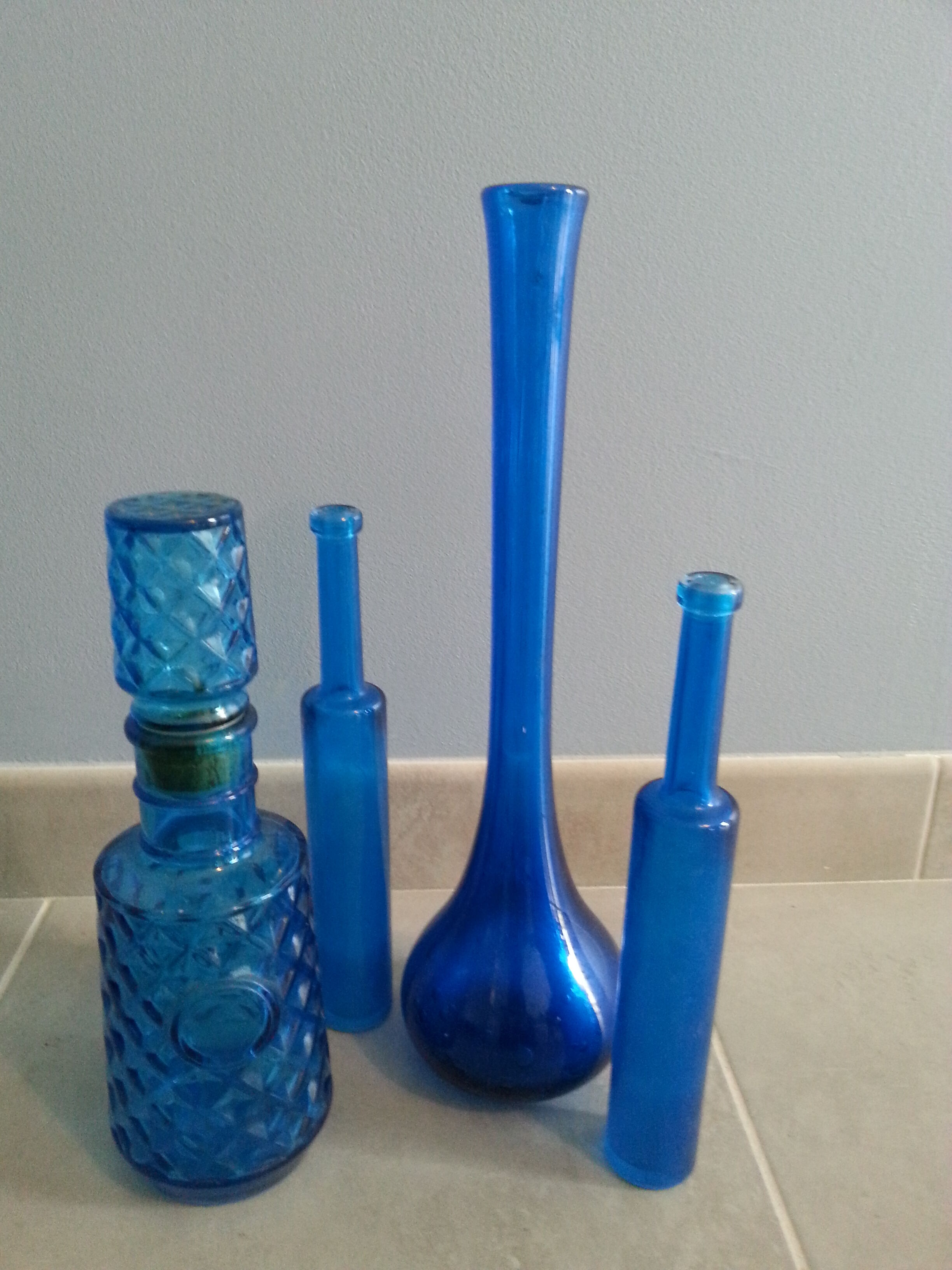 Ensemble blue vintage bouteille vase flacons