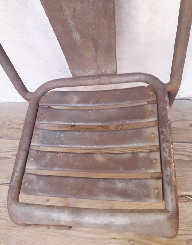 Chaise industrielle tolix t4 métal 1930-1940
