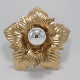 Golden flower wall lamp