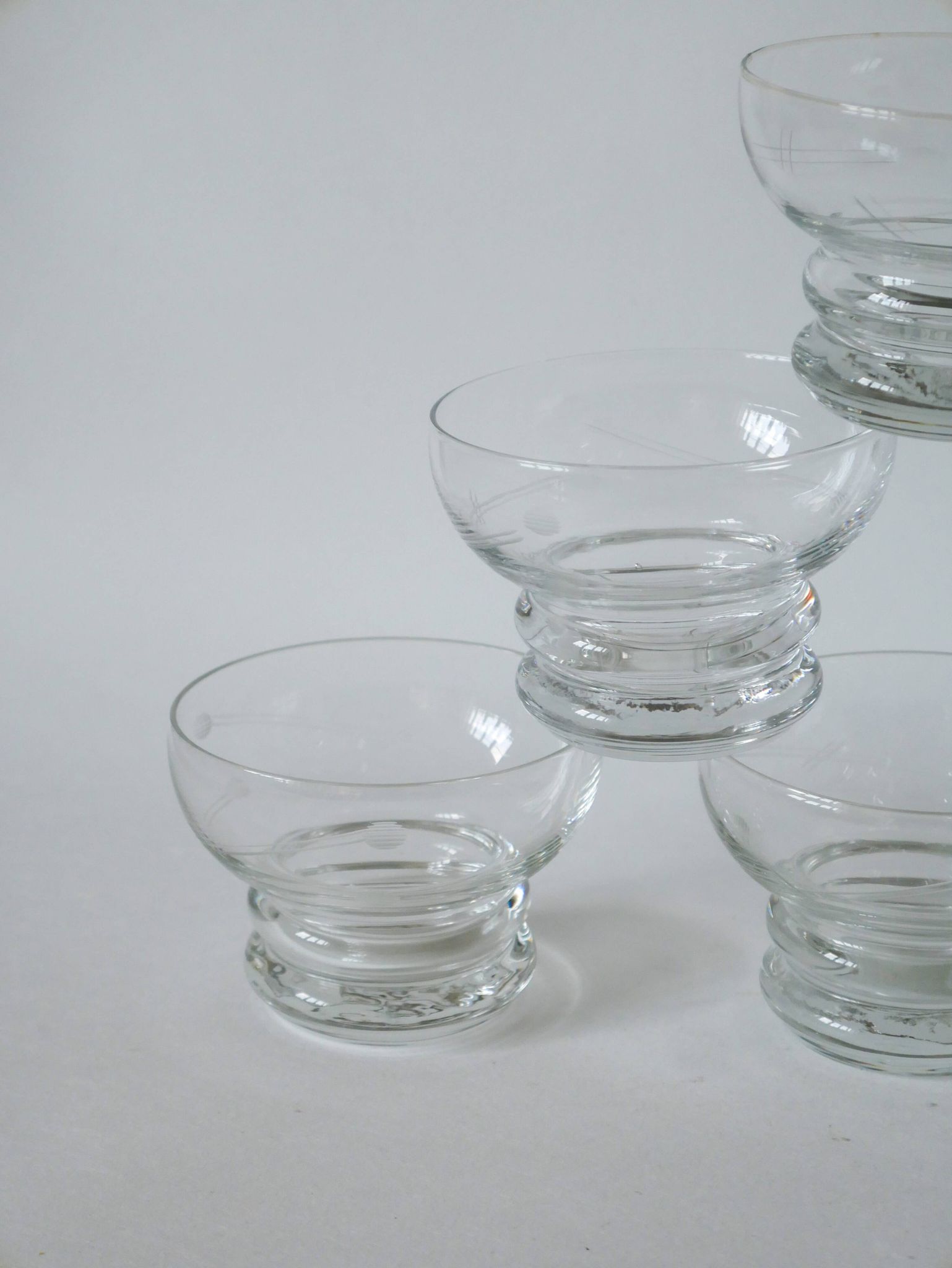 Lot de 6 coupes à champagne en cristal gravé 1960