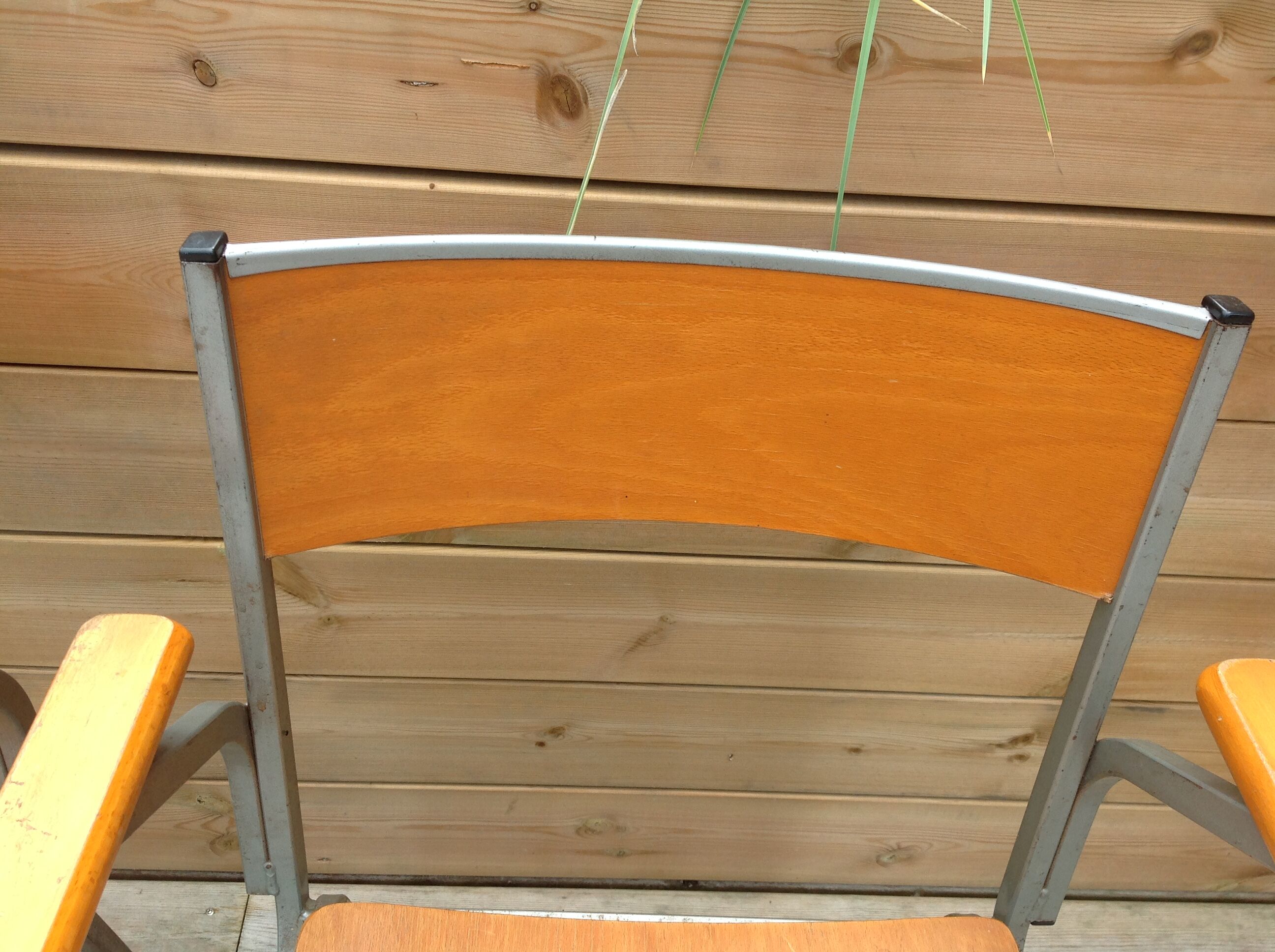 Duo of office chairs