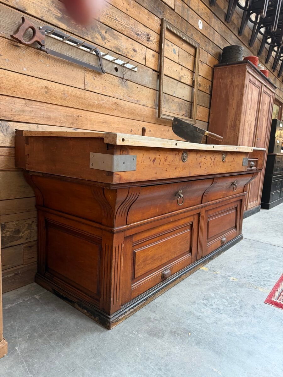 Large butcher's block from the late 19th century.