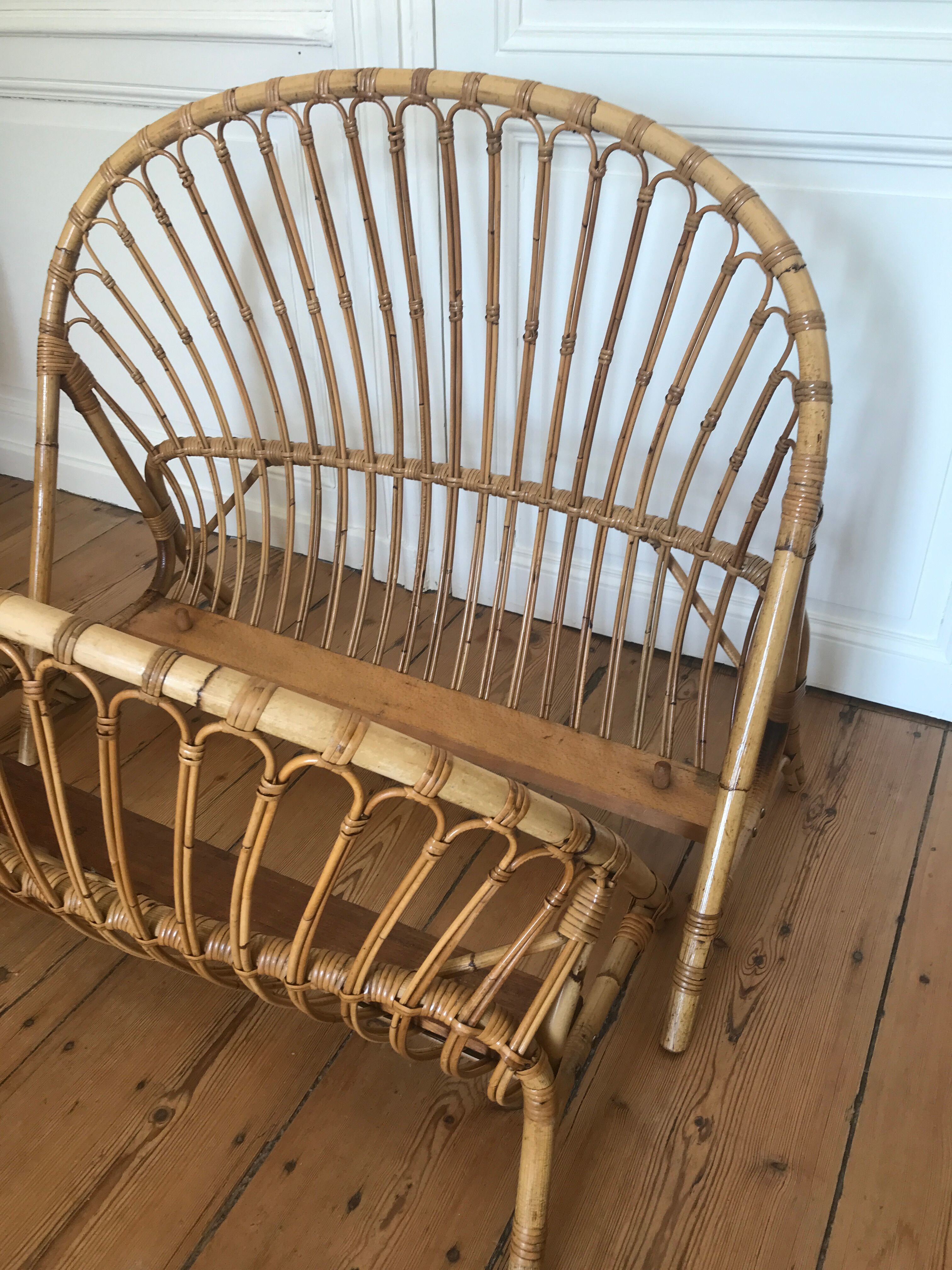 Rattan basket bed