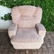 Fauteuil en velours côtelé années 70