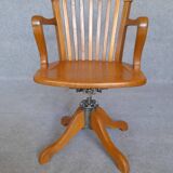 Swivel office chair from around 1940
