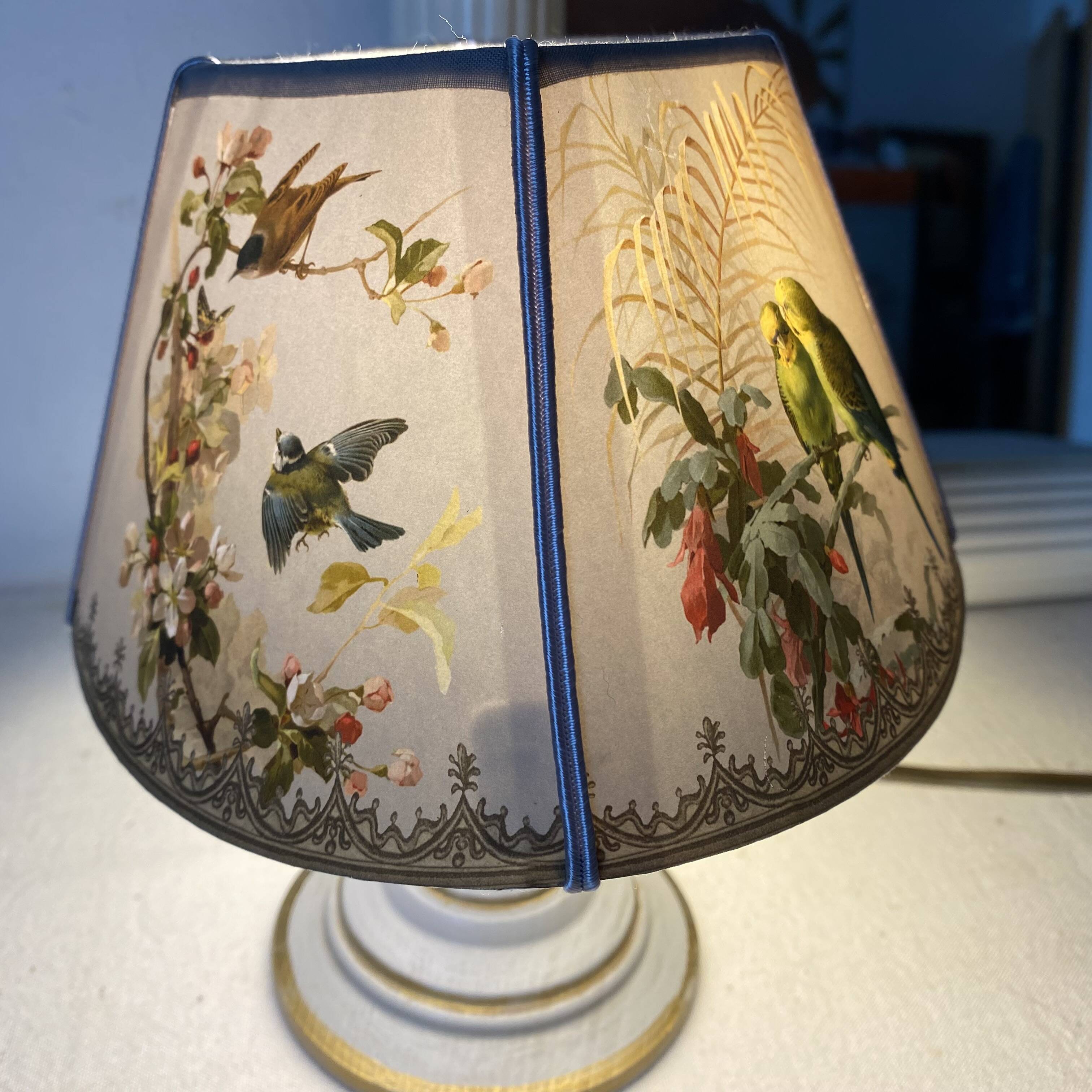 Vintage lamp, Tillier parakeets and sparrows lampshade