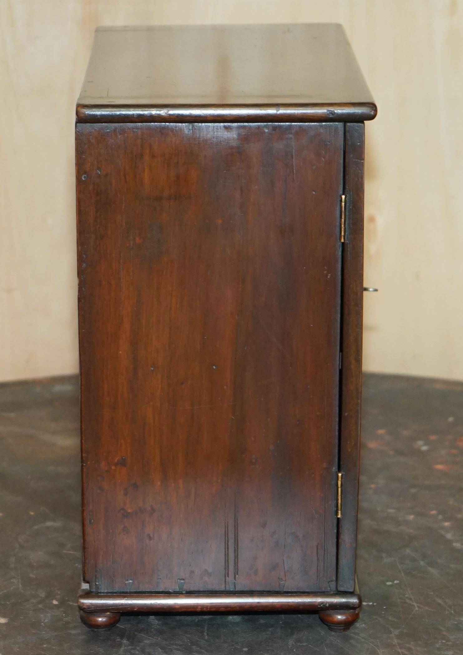 Restored Georgian Sheraton cabinet, circa 1820.