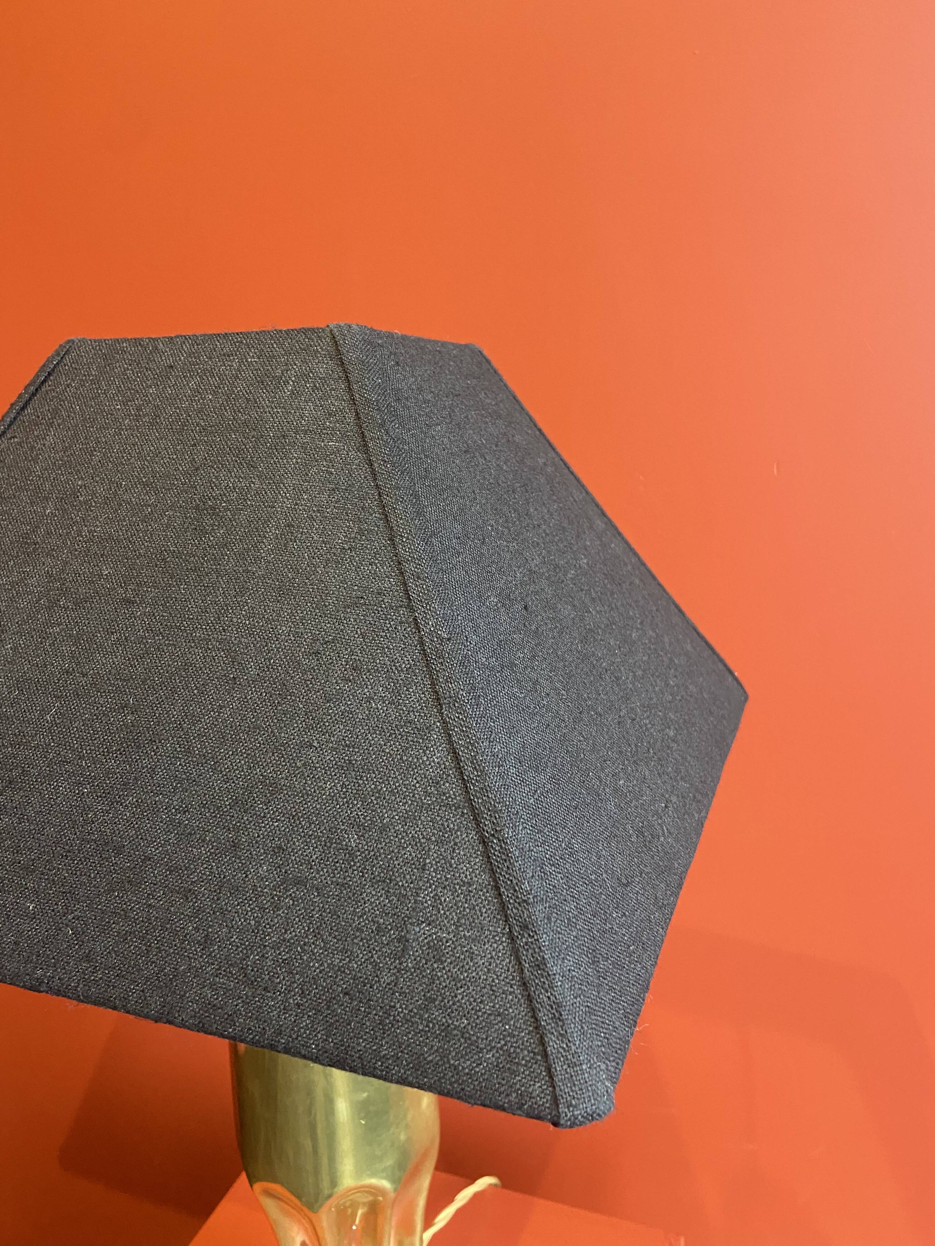 Brass shell socket lamp from the 1st WW, black pyramidal lampshade in Carlucci linen.