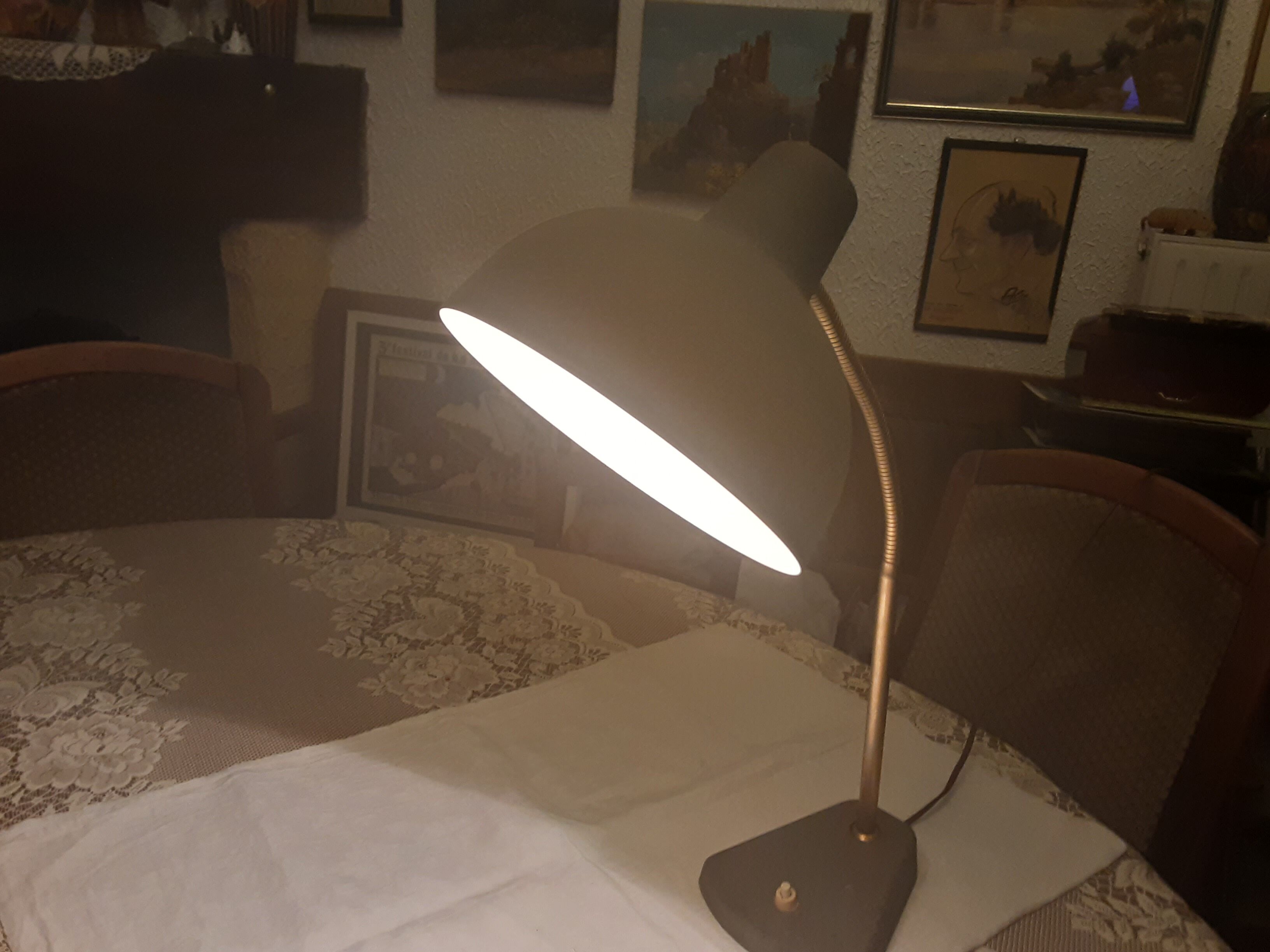 Orientable desk lamp 1960s metal gold metal stem