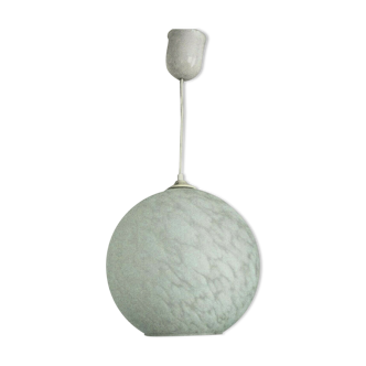 Plafonnier suspendu français en forme de boule blanche, abat-jour en verre de Clichy 3336
