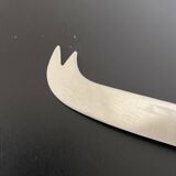 Bamboo handle cheese knife