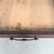 Table, drapière en noyer, XIXème s.