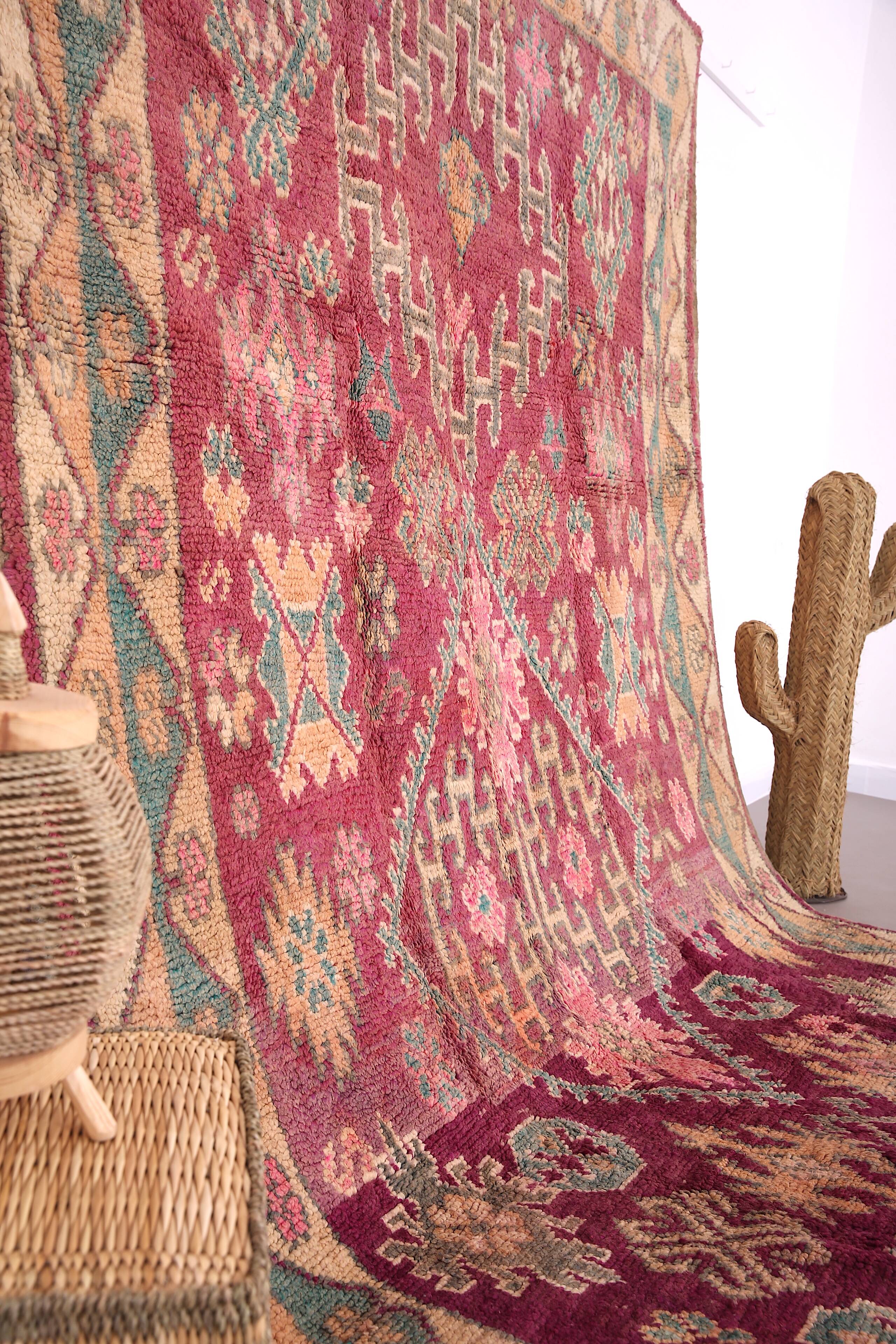 Purple vintage moroccan rug 212 CM X 343 CM