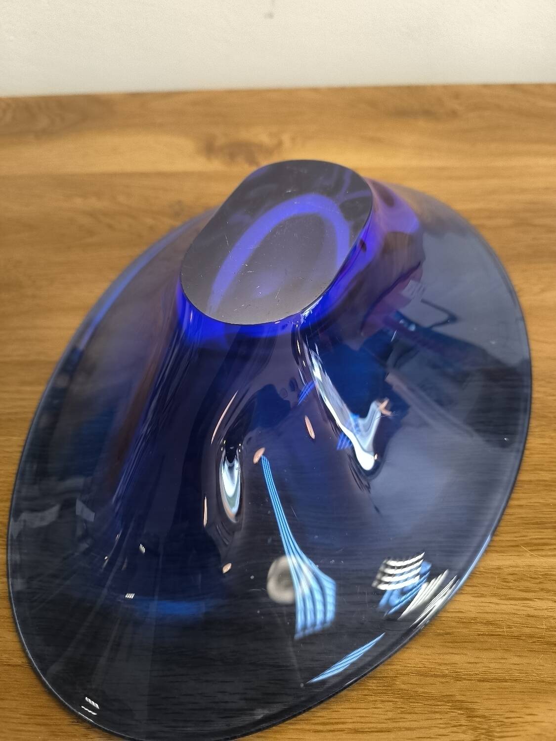 Glass fruit bowl circa 1970