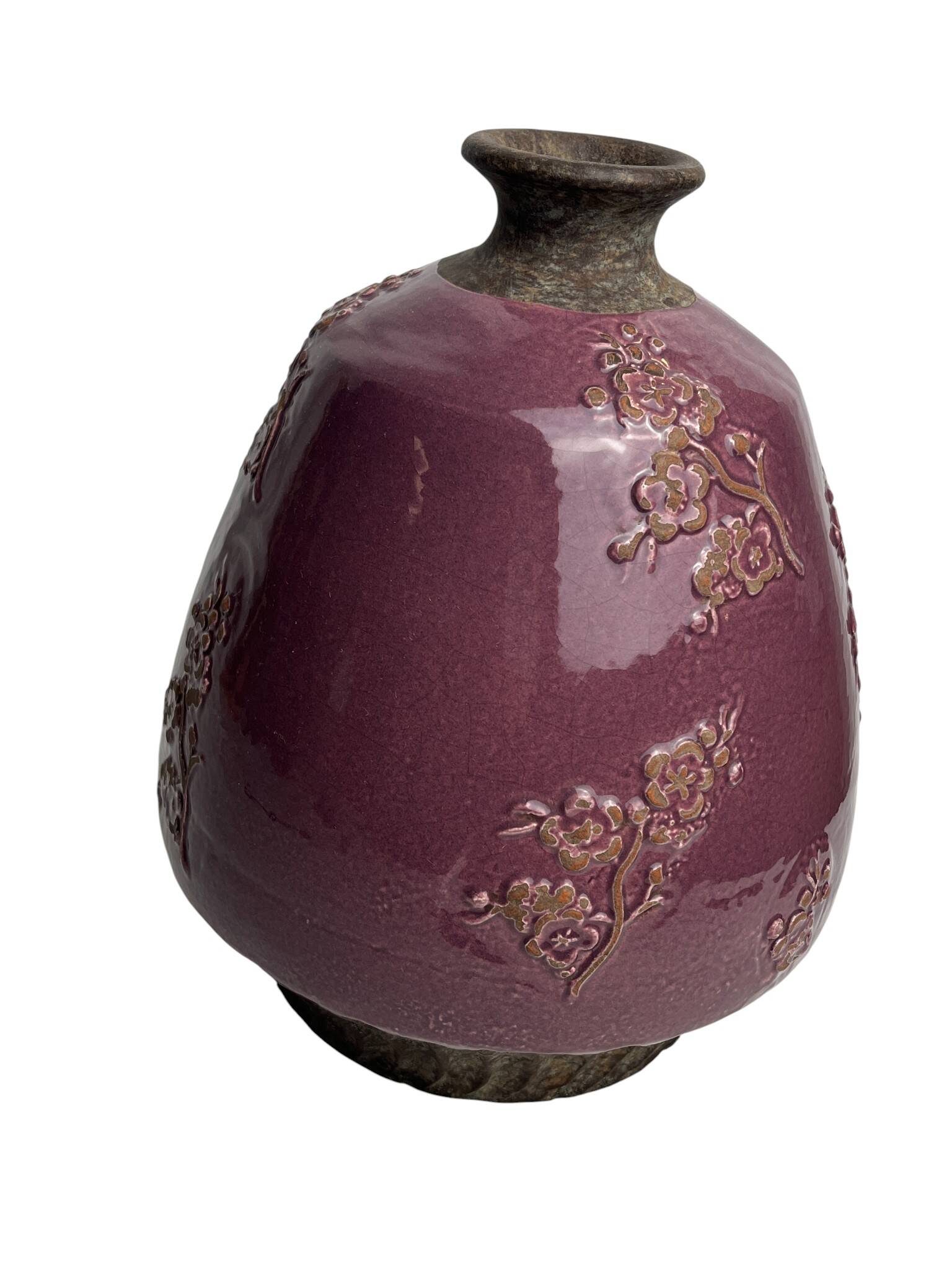 Raku glazed mauve potiche with floral decoration, Jardin d’Ulysse, 20th century