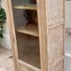 Bibliothèque en bois cérusé