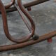 Chaise berçante de bois plié de cru