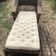 Chaise longue en bambou et rotin avec son matelas