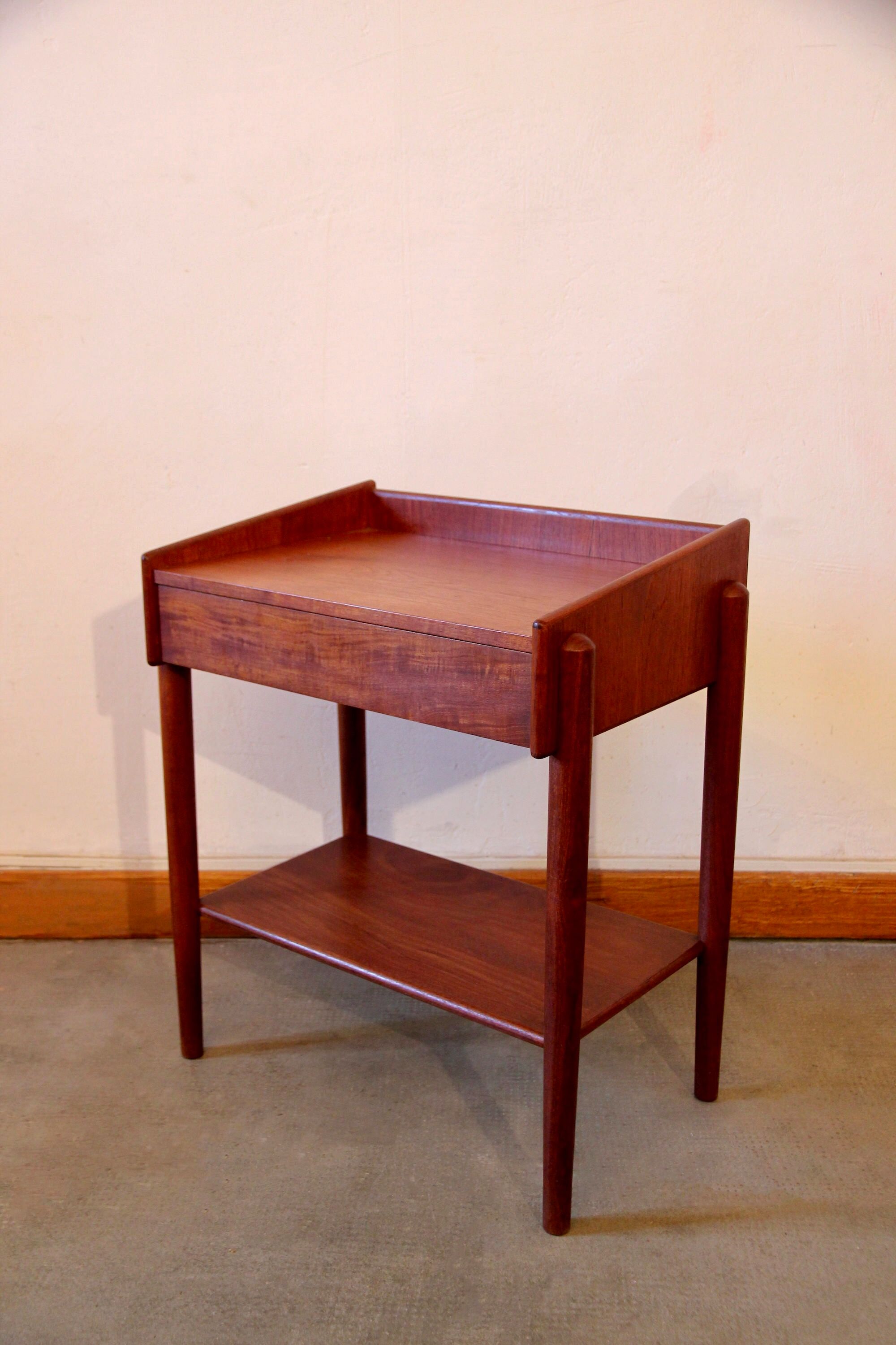 Teak bedside tables model 148 by Borge Mogensen, for Søborg Møbler