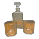 Carafe vintage whisky and its 2 glasses