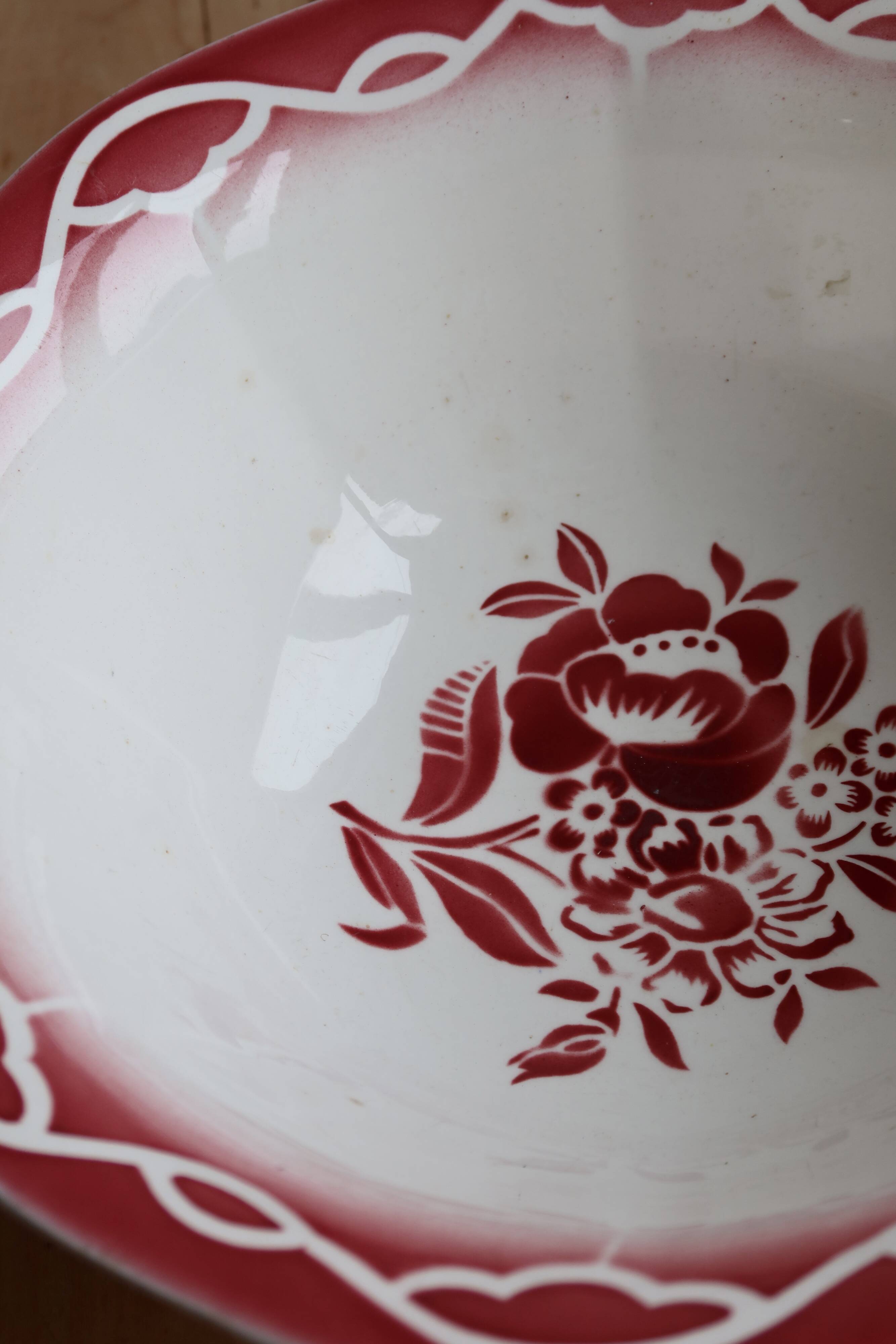 Vintage earthenware salad bowl from Digoin Sarreguemines, model Odette.