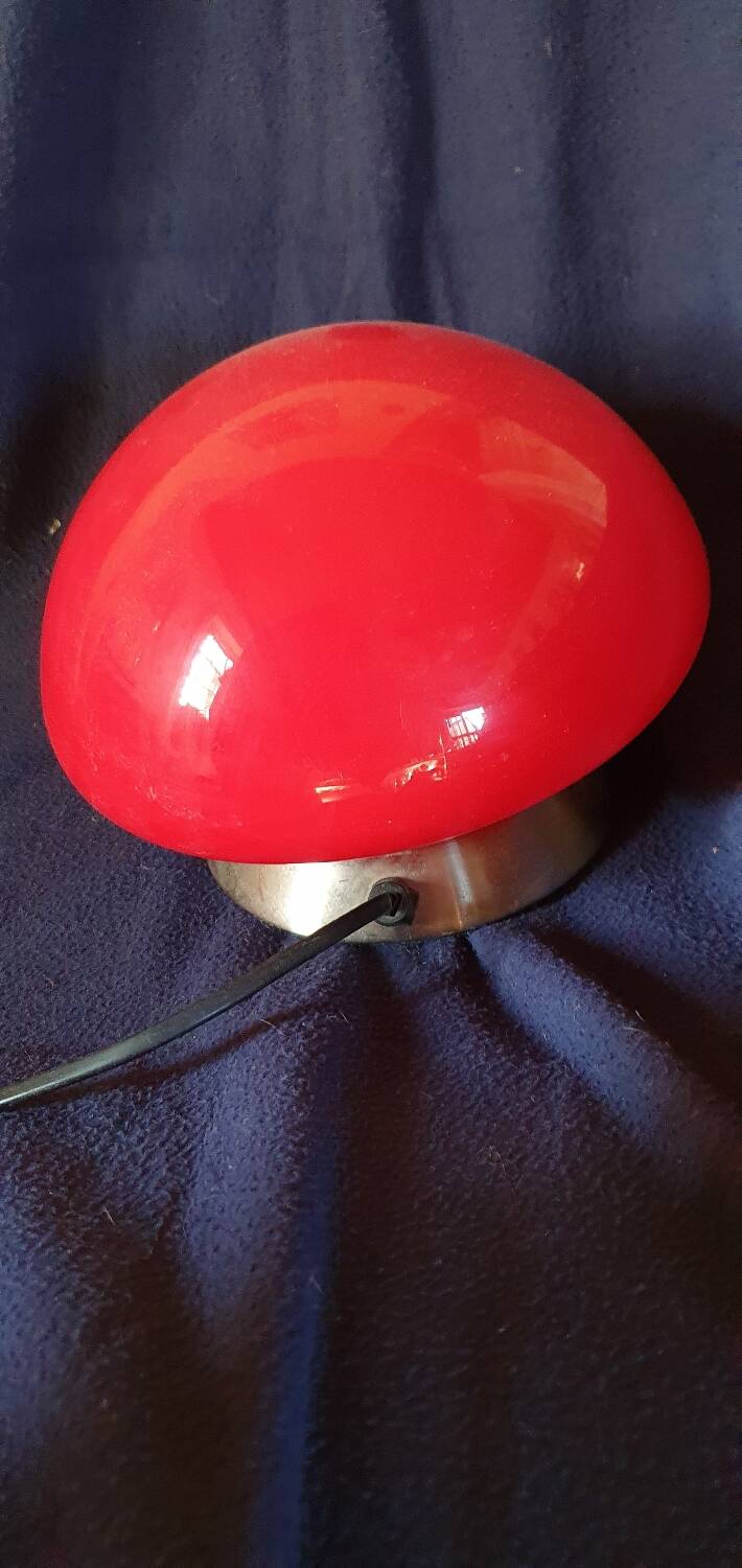 1980s mushroom-shaped design lamp