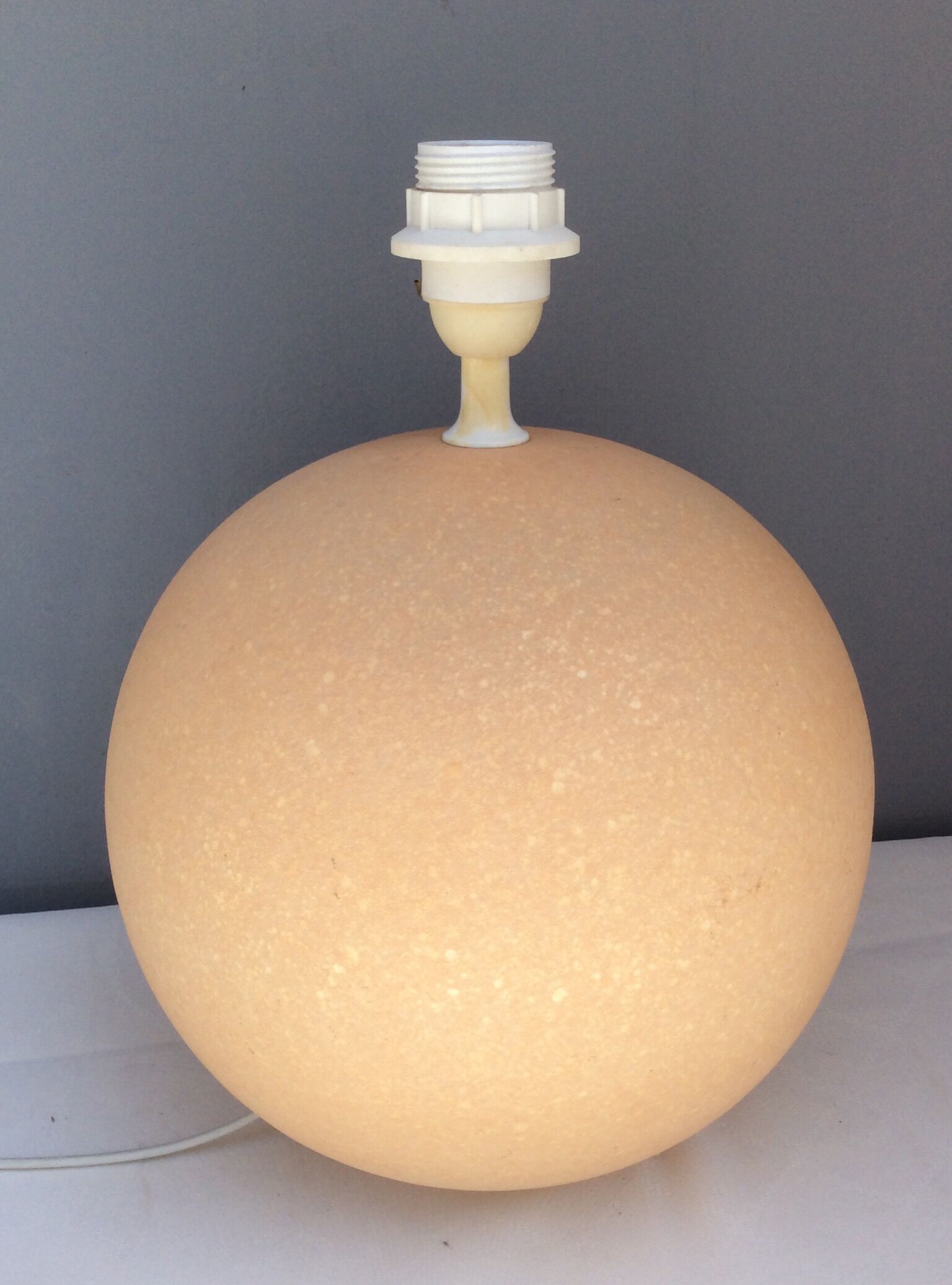 Ceramic ball lamp