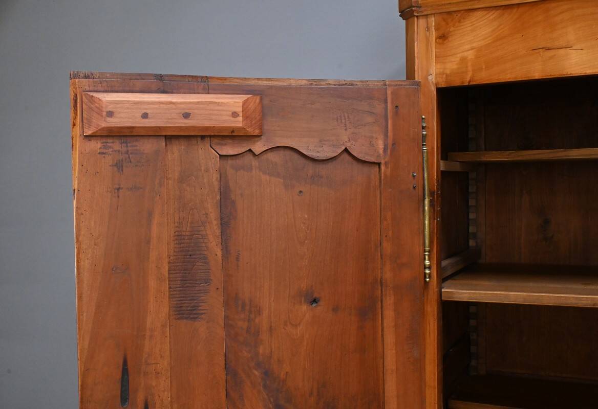 Cherrywood armoire, Louis XV style – Mid-19th century