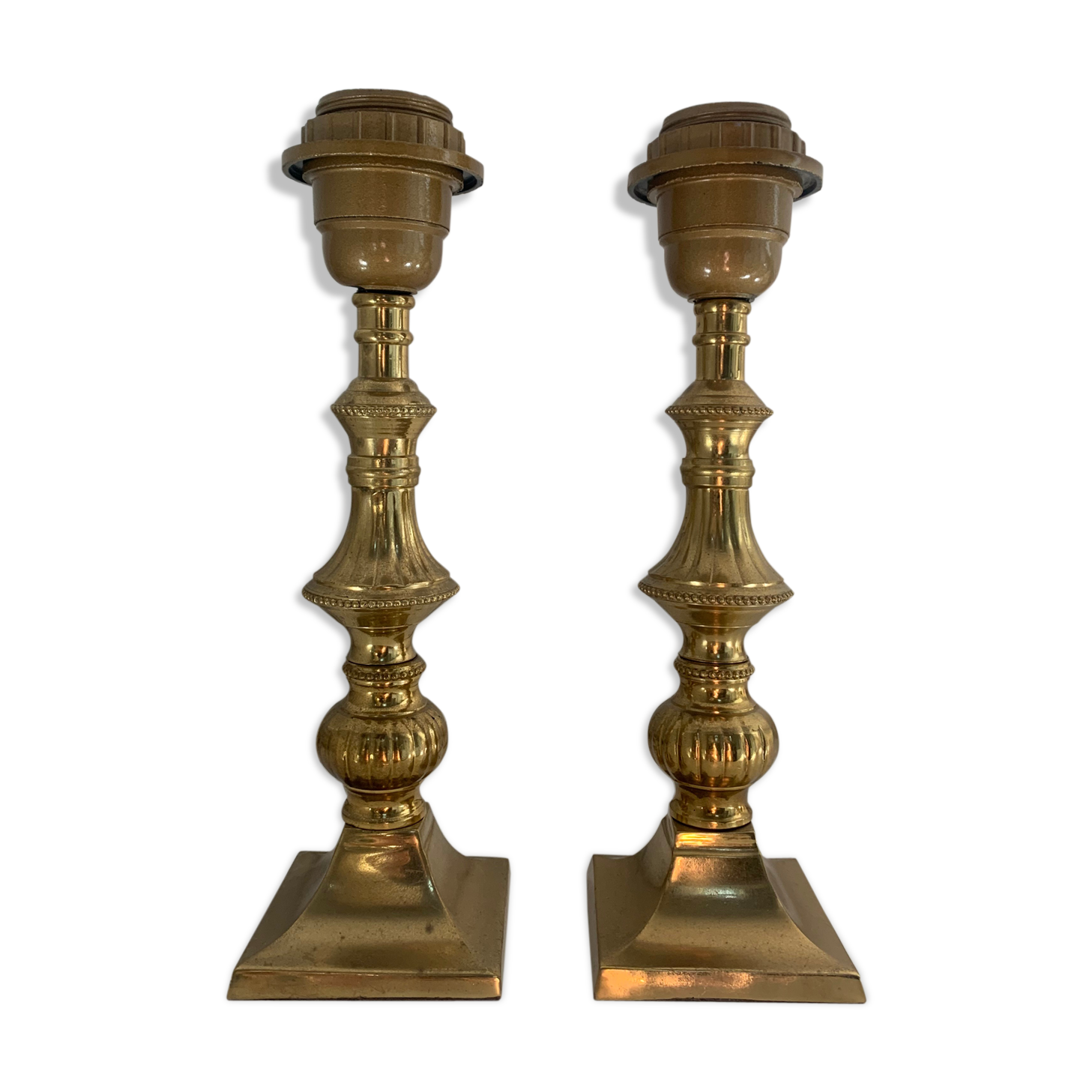 Pair of lamp feet