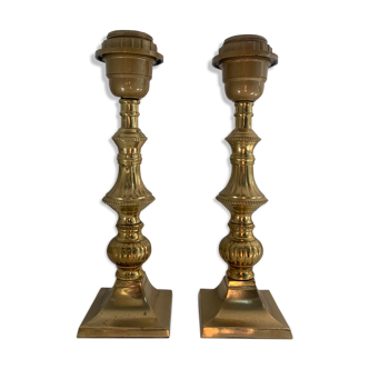 Pair of lamp feet