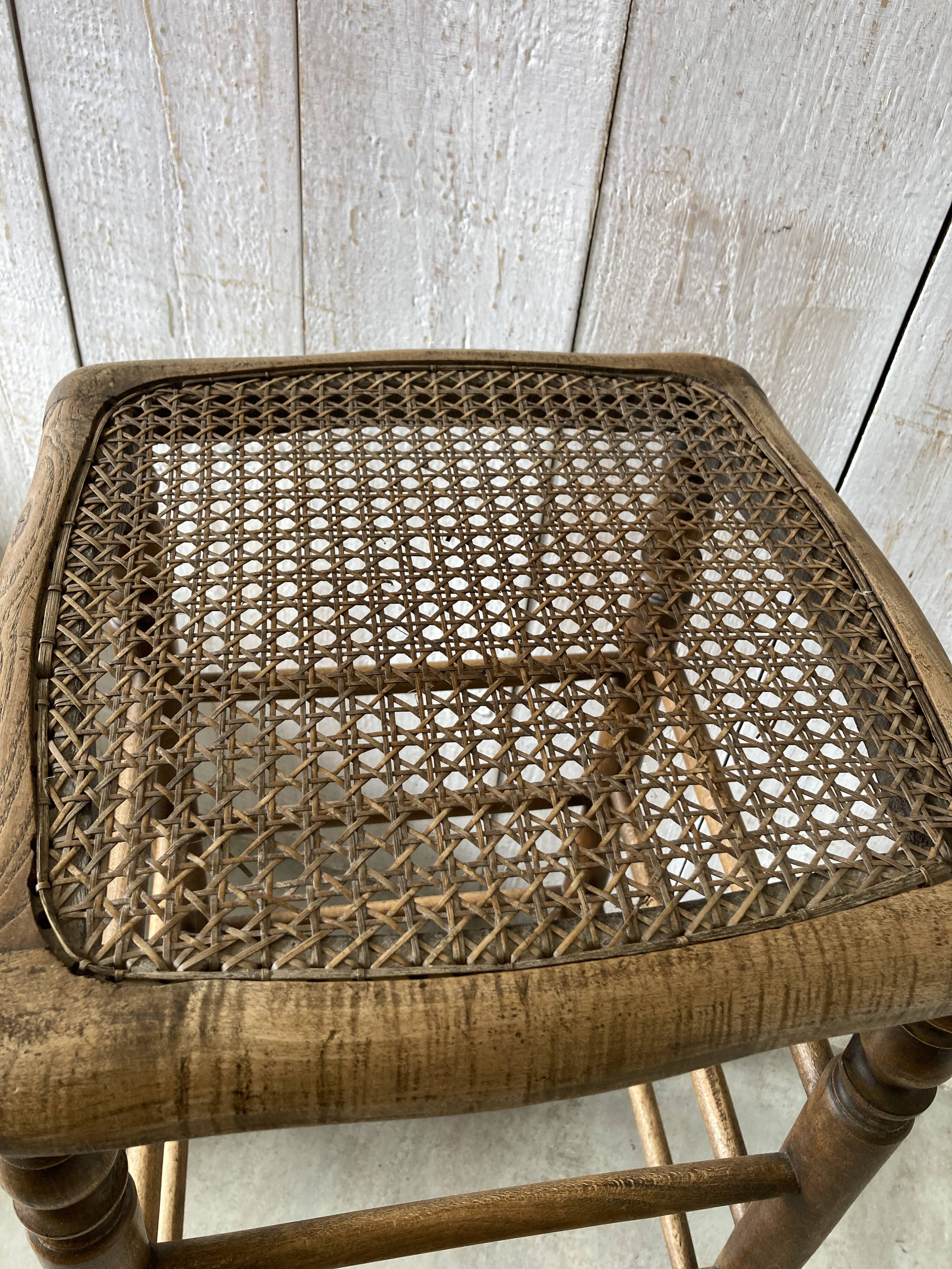 Tabouret bois/cannage