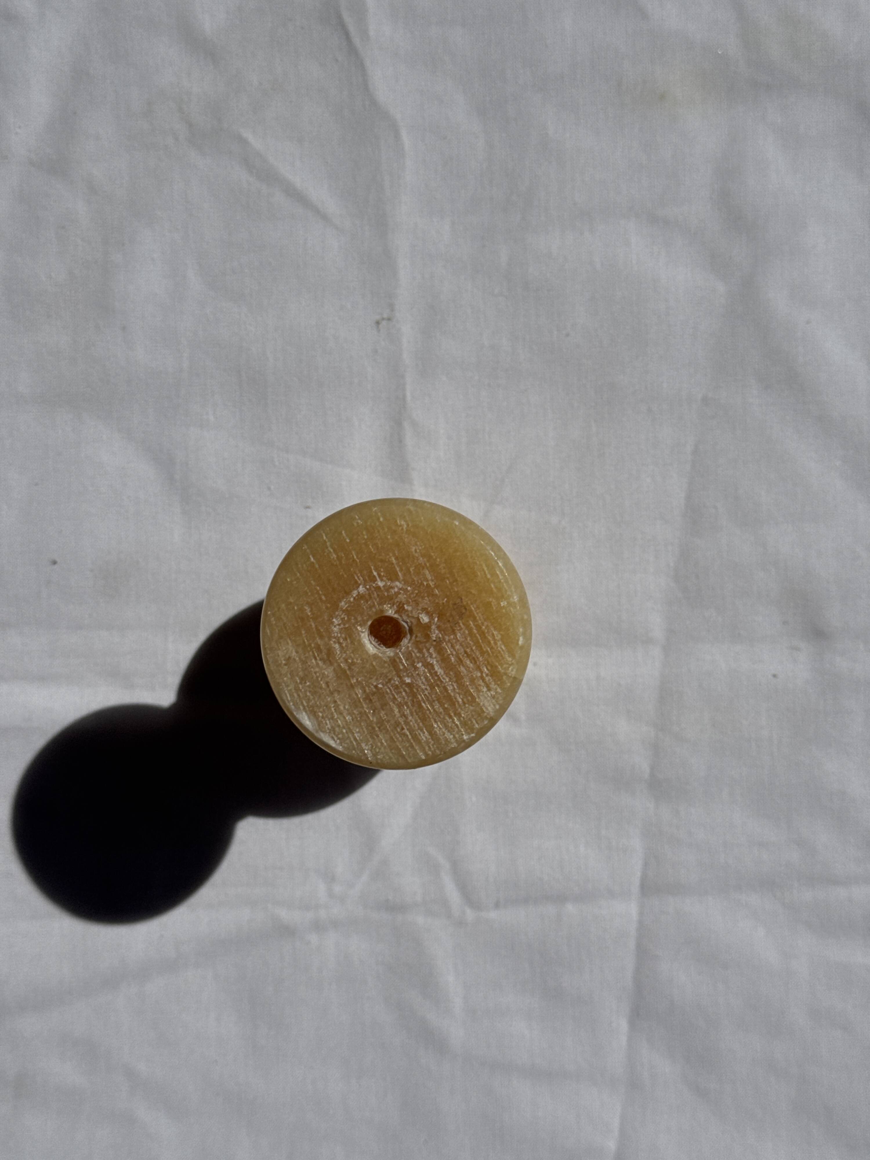 Small vintage candle holder in yellow onyx, H10 D5.5.