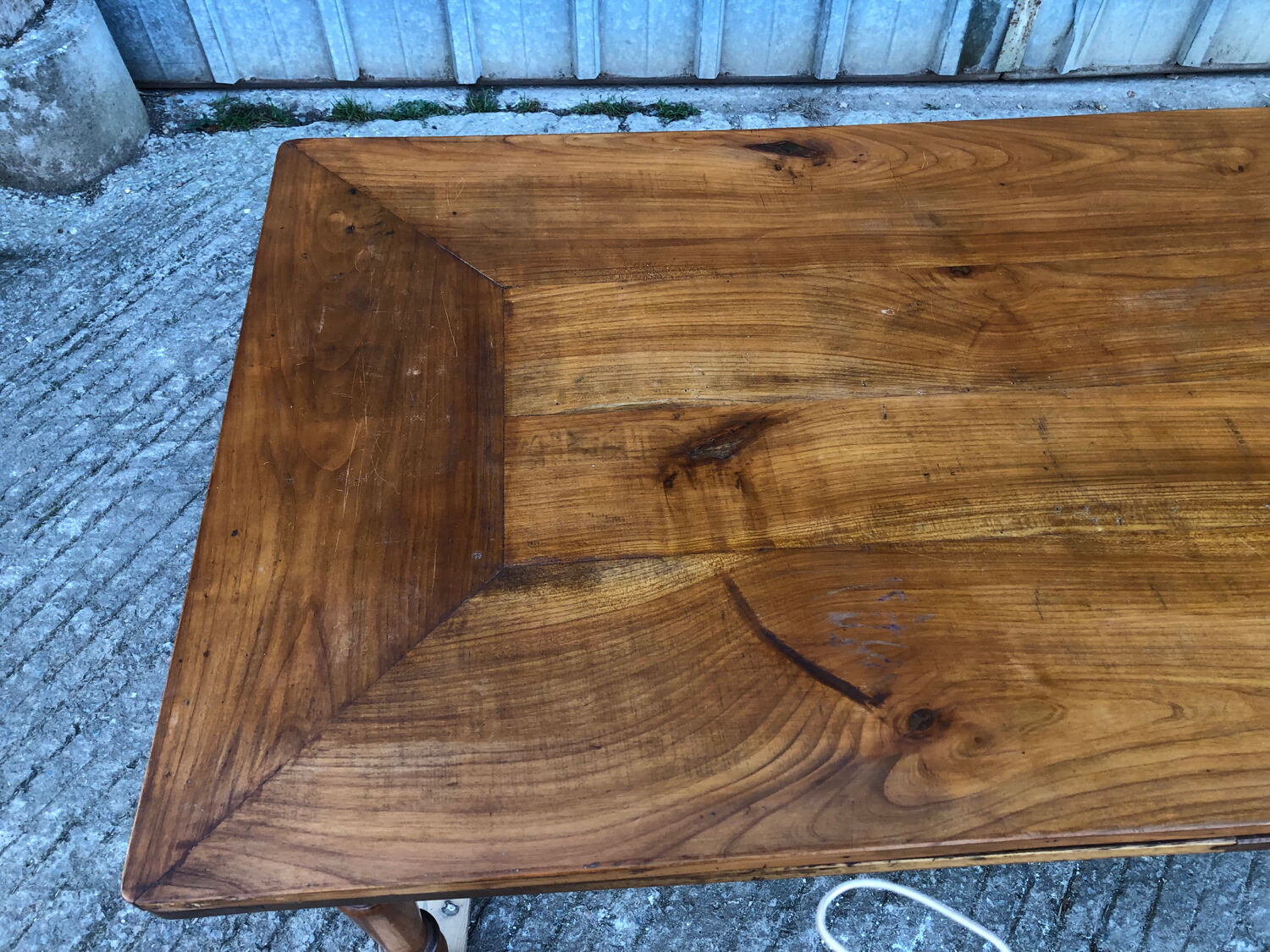 Antique farmhouse table in solid cherry wood with its 2 benches