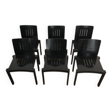 Set of 6 black wooden chairs