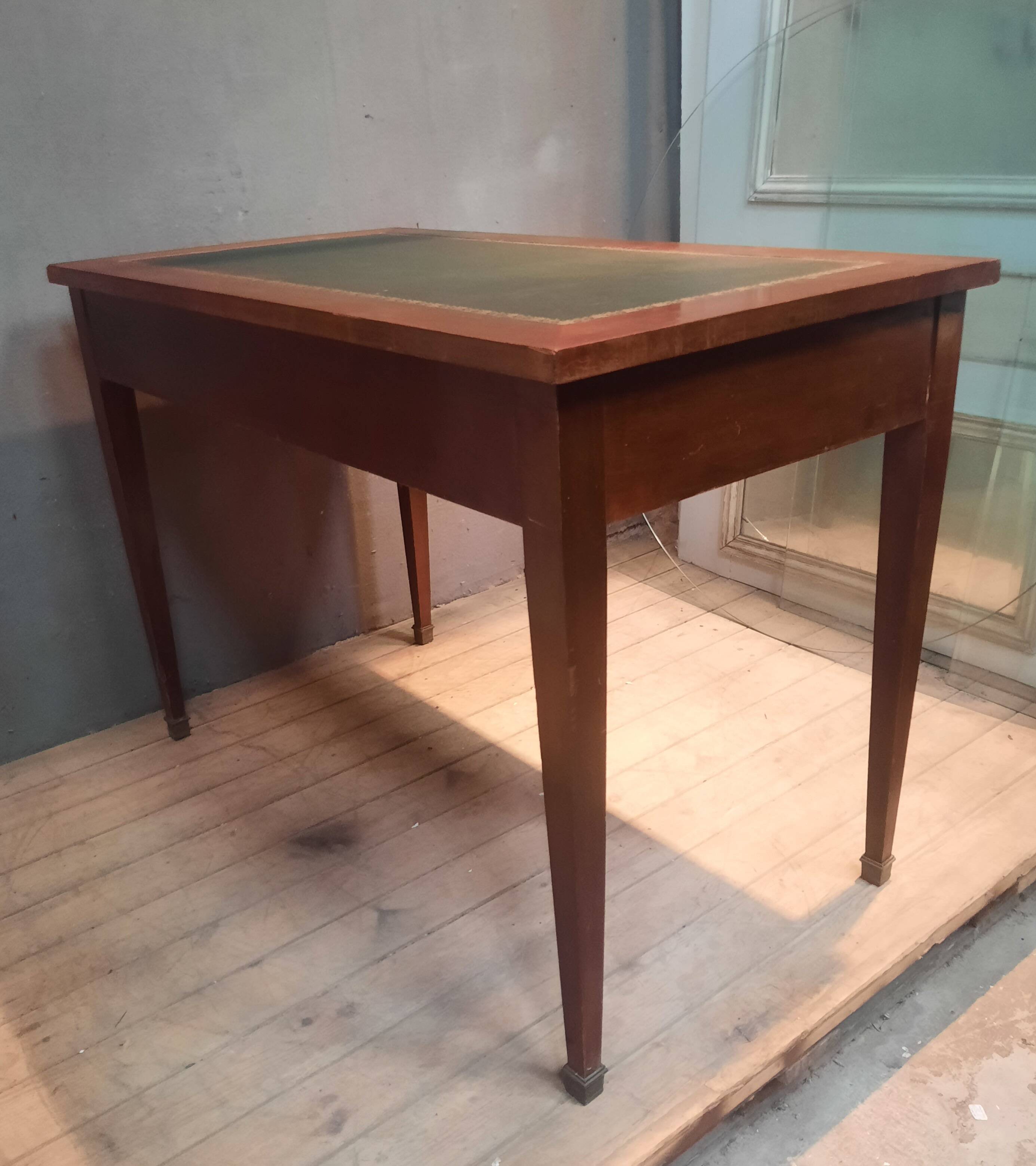 Directoire style desk table with 2 drawers