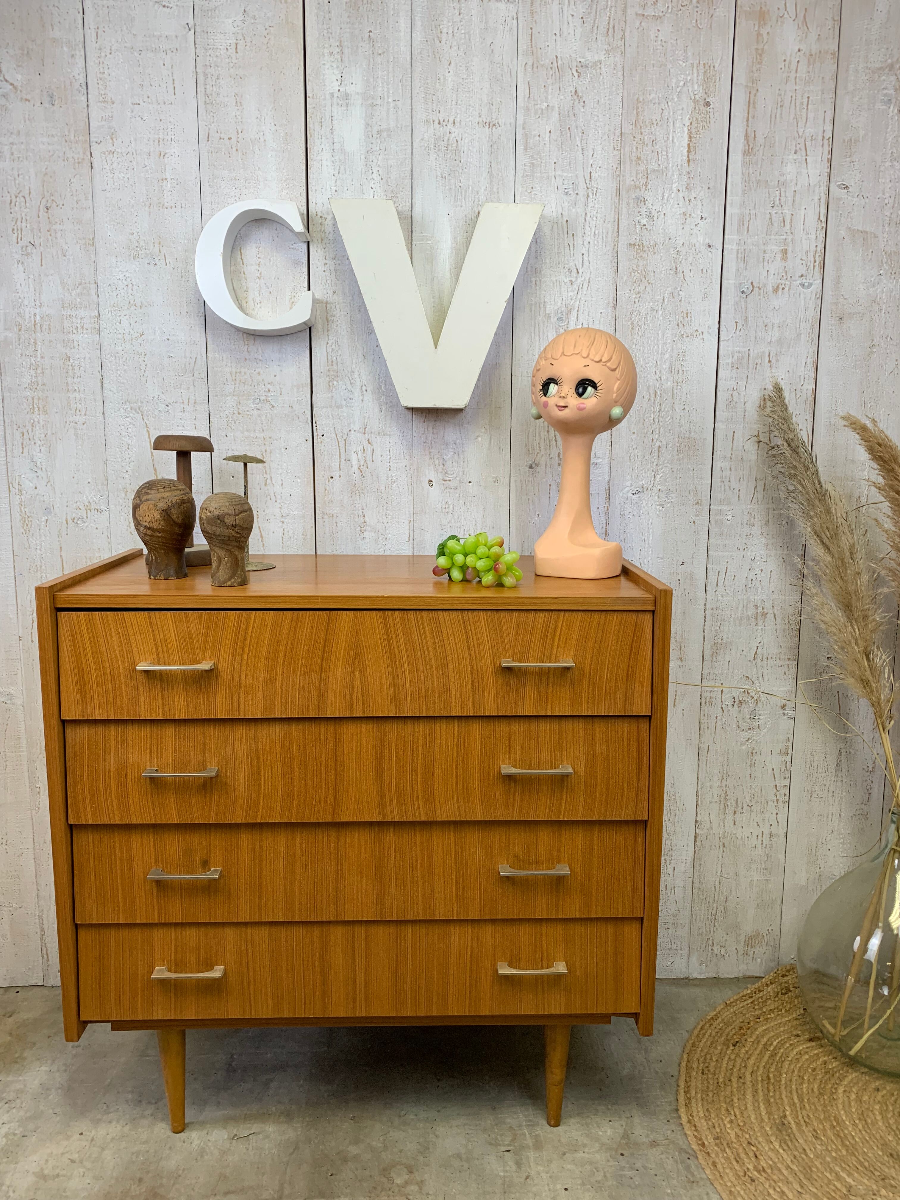 Commode vintage
