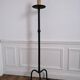 Lampadaire tripode en fer forgé