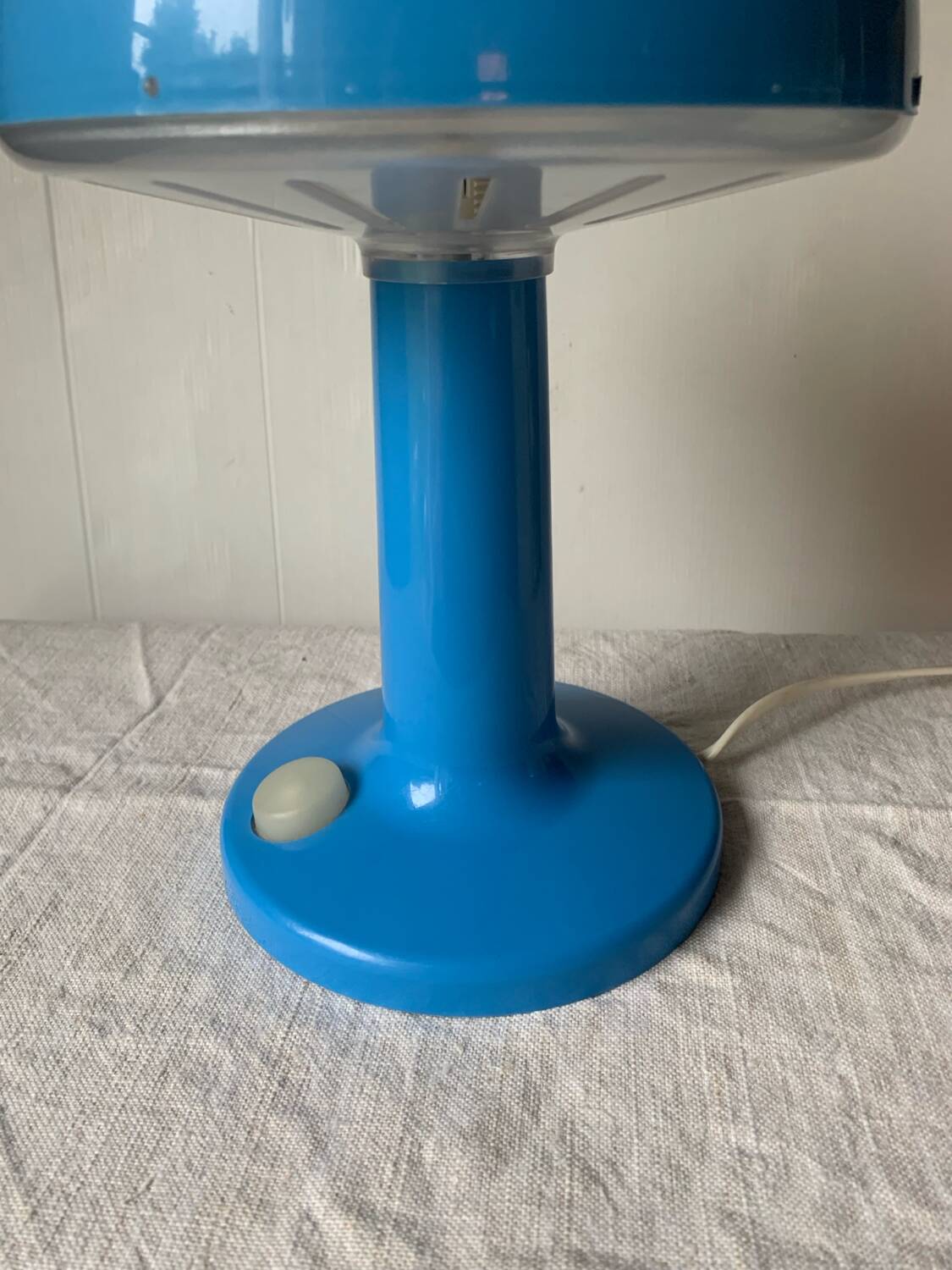 IKEA vintage blue clouds table lamp