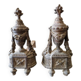 Paire de chenets en bronze de style Louis XVI fin XIXème