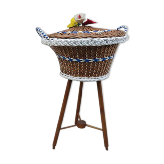 Sewing basket tripod rattan and scoubidou 50s 60s